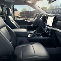(square) 2022 F-150 Lightning Pro